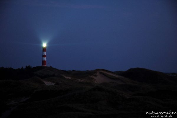 Leuchtturm von Amrum, längere Belichtung zur Darstellung des Lichtstrahls, Amrum, Deutschland