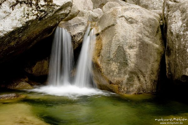 Wasserfall, Fiumicelle-Bach, Korsika, Frankreich