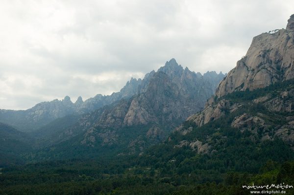 Bergzüge, Bavella-Gruppe, Solenzara-Tal, Korsika, Frankreich