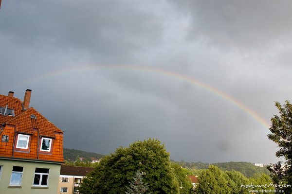 Regenbogen über der Stadt, Am Weißen Steine, Göttingen, Deutschland