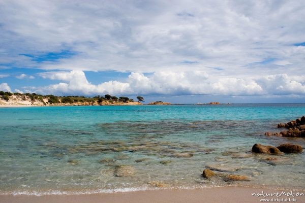 Bucht von Ascaghjiu, Wolken, Korsika, Frankreich