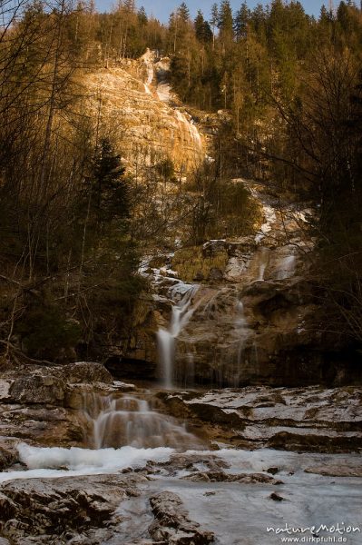 Königsbachfall, Wasserfall, teilweise vereist, Abendlicht, Königssee, Deutschland