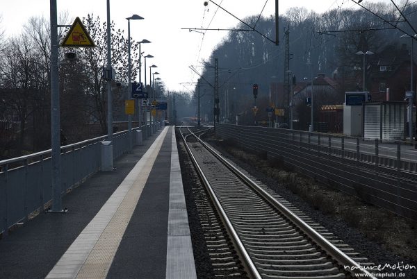 Bahnsteig und Gleise, Bahnhof Friedland, Friedland, Deutschland