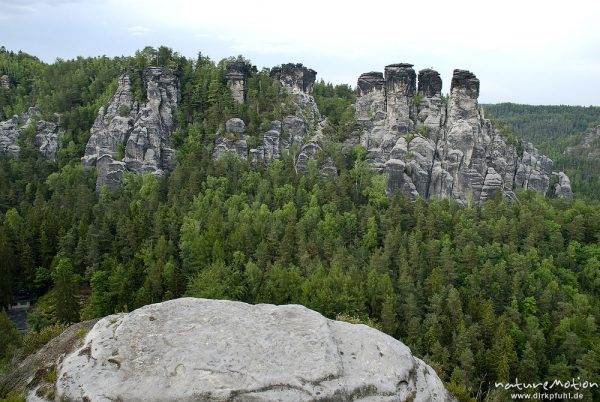 Sandsteinfelsen der Bastei, Felsenburg, Rathen, Deutschland