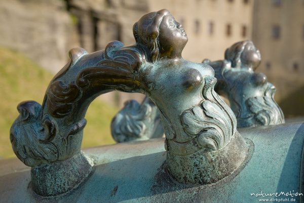 Bronzefiguren an Kanonen, Festung Königstein, Königstein, Deutschland