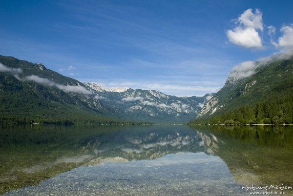 Bergsee, spiegelnde Berge, Bohinjer See Wocheiner See, Slowenien