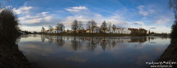 Fluss mit Hochwasser, überschwemmte Ufer, Leine zwischen Rosdorfer Weg und Gailgraben, Göttingen, Deutschland