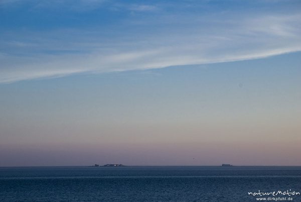 Halligen bei Flut im Sonnenuntergang, Gröde, Langeneß, Hooge, Fährlinie Dagebüll Amrum, Wattenmeer, Langeneß, Deutschland