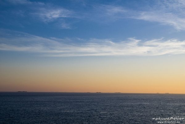 Halligen bei Flut im Sonnenuntergang, Gröde, Langeneß, Hooge, Fährlinie Dagebüll Amrum, Wattenmeer, Langeneß, Deutschland