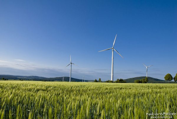 Windräder, Windkraftanlagen bei Dransfeld, Typ An Bonus 600 (früher Bonus Energy A/S, Dänemark, 2004 übernommen von Siemens), Dransfeld, Deutschland