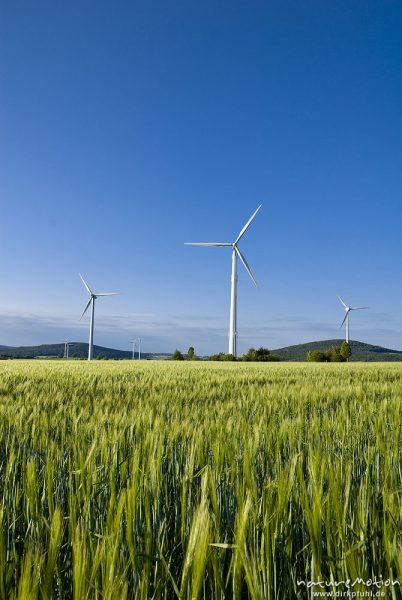 Windräder, Windkraftanlagen bei Dransfeld, Typ An Bonus 600 (früher Bonus Energy A/S, Dänemark, 2004 übernommen von Siemens), Dransfeld, Deutschland