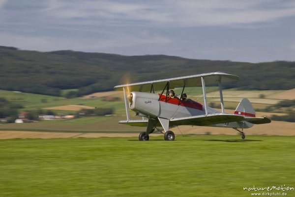 Platzer Kiebitz, zweisitziger Ultraleicht Doppeldecker, Start von Segelflugplatz, Flugtag Uslar, Uslar, Deutschland