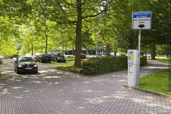 Parkscheinautomat, Parkplatz Universitätsbibliothek Göttingen, Göttingen, Deutschland