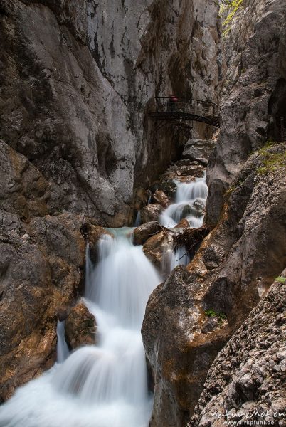 Höllentalklamm, Bergbach, Klammweg, fließendes Wasser, Wetterstein, Garmisch-Partenkirchen, Deutschland