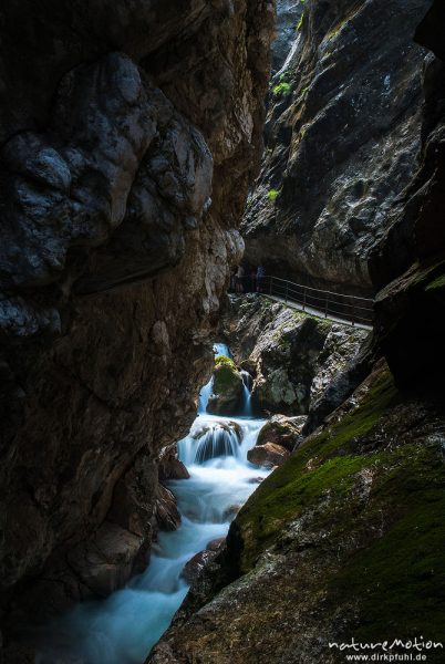 Höllentalklamm, Bergbach, Klammweg, fließendes Wasser, Wetterstein, Garmisch-Partenkirchen, Deutschland