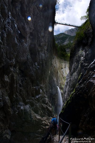 Höllentalklamm, Bergbach, Klammweg, fließendes Wasser, Wetterstein, Garmisch-Partenkirchen, Deutschland