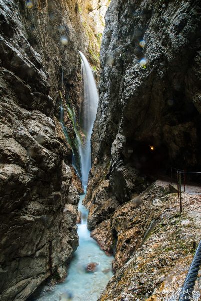 Höllentalklamm, Bergbach, Klammweg, fließendes Wasser, Wetterstein, Garmisch-Partenkirchen, Deutschland