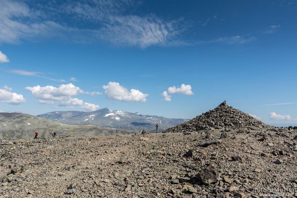 Steinpyramide am Gipfel des Veslfjellet, Jotunheimen, Norwegen