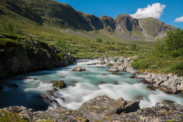 schäumender Gletscherfluss, Muru, Memurudalen, Jotunheimen, Memurubu, Norwegen