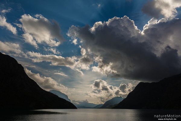 Gjendesee, Berge, Ufer, Wolken, Jotunheimen, Memurubu, Norwegen