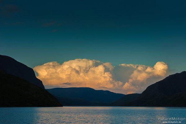 Wolken über dem Gjendesee, Abendlicht, Jotunheimen, Memurubu, Norwegen