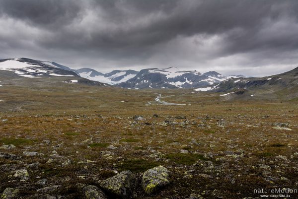 Bergmassive und Gletscher, Blabrean, Styggehobraen, Vaobrean, Wanderweg Memurubu - Glitterheim, Jotunheimen, Jotunheimen, Norwegen