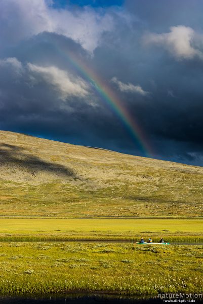 Regenbogen, Tal des Veo, Felsen, Bergrücken, Himmel, Abendlicht, Jotunheinem, Glitterheim, Norwegen