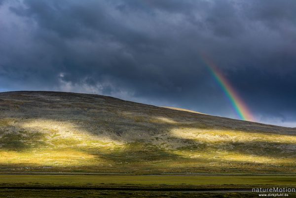 Regenbogen, Tal des Veo, Felsen, Bergrücken, Himmel, Abendlicht, Jotunheinem, Glitterheim, Norwegen