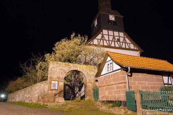 Kirche Wahlhausen bei Nacht, angestrahlt, Bad Sooden-Allendorf, Deutschland