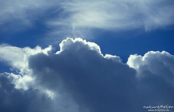Cumulus-Wolke verdeckt Sonne,  Weststrand Darss, Darß, Zingst, Deutschland