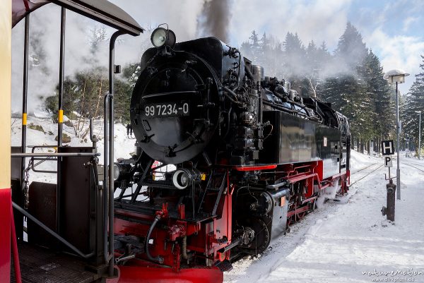 Dampflokomotive, Harzer Schmalspurbahn, Brockenbahn, Bahnhof Schierke, Winter, Schnee, Harz, Deutschland