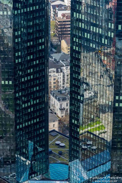 Blick vom Maintower auf die Frankfurter City, Main, Strassenschlucht, Deutsche Bank, Frankfurt a.M., Deutschland