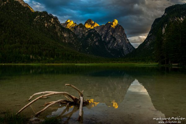 Toblacher See, Sonnenuntergang und Alpenglühen, Toblach, Italien