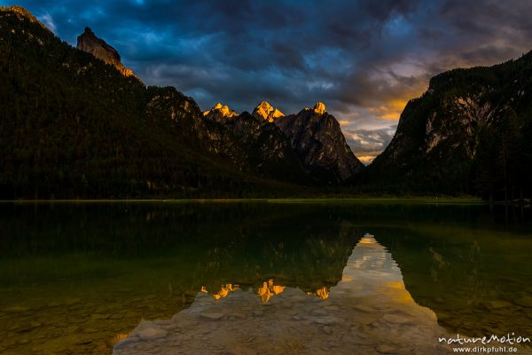 Toblacher See, Sonnenuntergang und Alpenglühen, Toblach, Italien