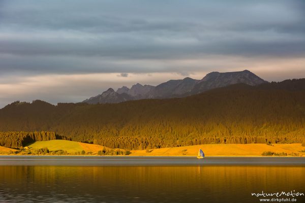 dramatisches Abendlicht am Forggensee, Füssen, Deutschland