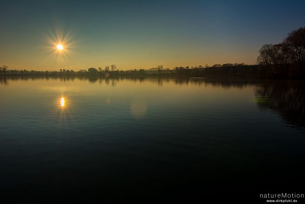 Sonnenaufgang über dem Seeburger See, Seeburger See, Deutschland