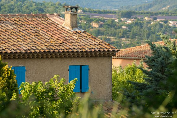 Haus mit geschlossenen Fensterläden, Apt - Provence, Frankreich