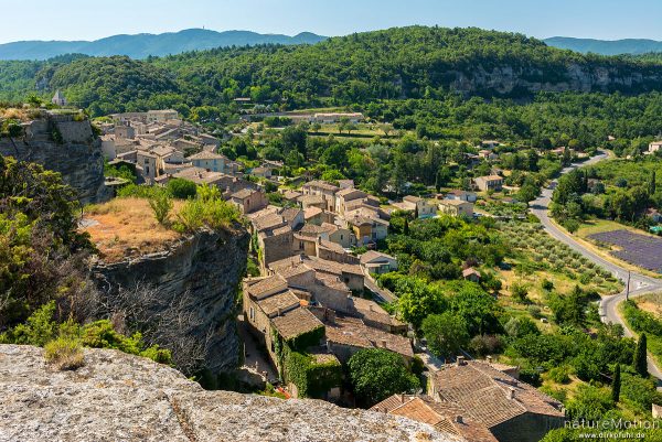 Dächer von Saignon, Blick vom Rocher de Bellevue de Saignon, Saignon - Provence, Frankreich