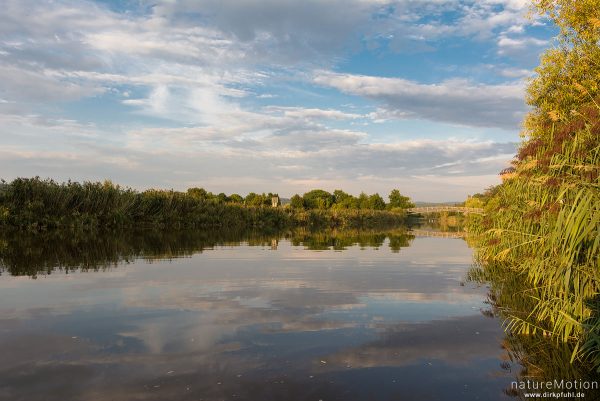 Flusslauf der Werra, Abendstimmung, Eschwege, Deutschland