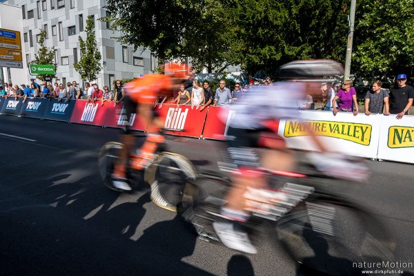 Deutschlandtour 2019, 2. Etappe Marburg - Göttingen, 1. Durchfahrt Zielgerade, Göttingen, Deutschland