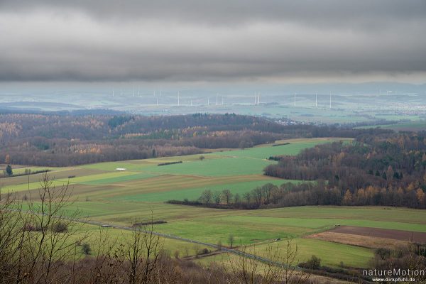 winterliche Agrarlandschaft, Blich vom Aussichtsturm Harzblick, Mackenrode bei Göttingen, Deutschland