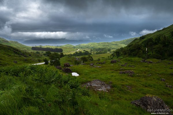 Regenwolken über Loch Linnhe, Loch Linnhe, Schottland