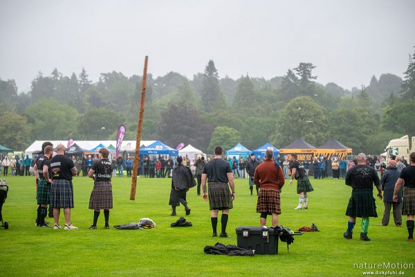 Tossing, Baumstammwerfen, Männerwettbewerb, Highland Games Inverness, Inverness, Schottland