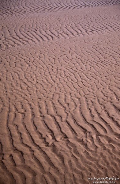 Sandrippel am Strand, Spiekeroog, Deutschland