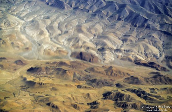 Höhenzüge in der Steppe, Relief der Landschaft, Changai, Mongolei