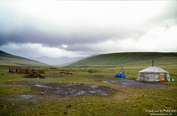 Lager einer Tsaatan-Familie, Chowsgöl Nuur, Mongolei