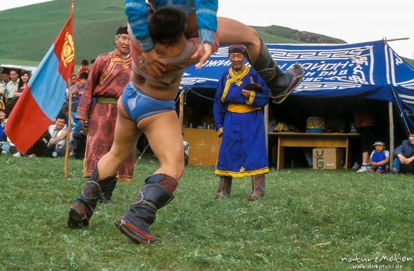 Ringer beim Kampf, Wurf, , Mongolei