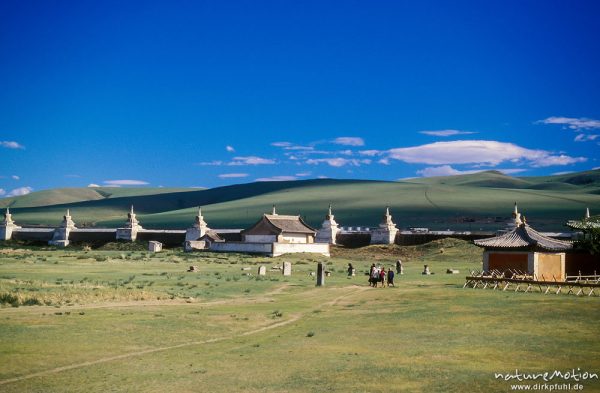 Kloster Erdene Zuu, leerer Innenbreich, Klostermauer, ,