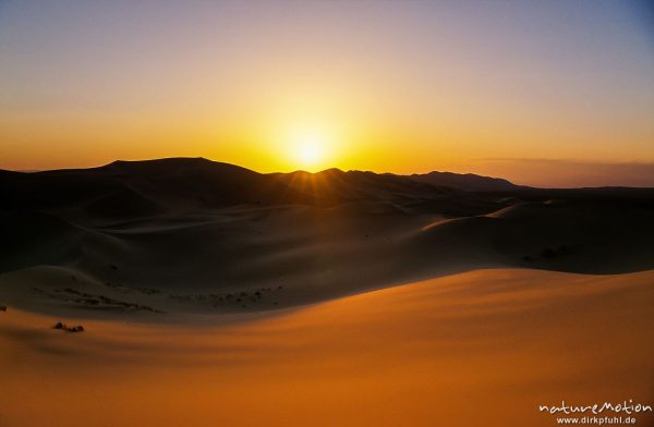 Sonnenuntergang in den Dünen, Chongorin Els,  Singender Sand, ,