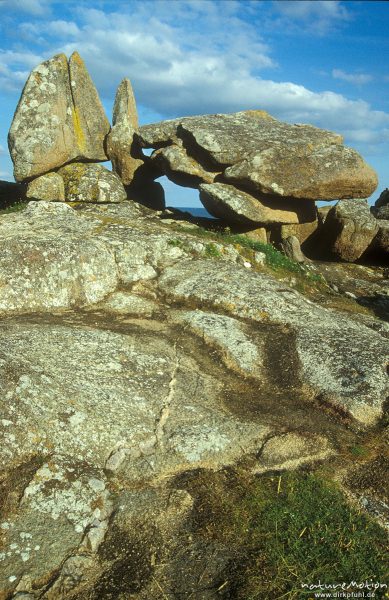 Felsformationen, Felsküste bei Nevez, Bretagne, Frankreich